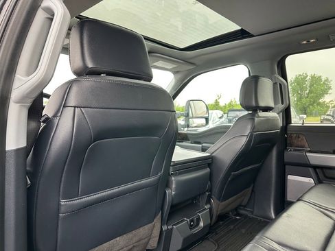 Used 2023 Ford F250 Lariat w/ FX4 Off-Road Package AWD/4WD image 22