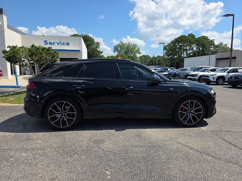 Used 2023 Audi Q8 Prestige AWD/4WD image 3