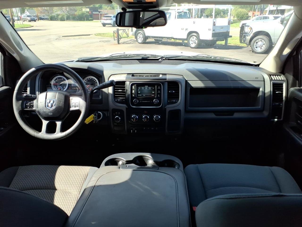 Used 2014 RAM 2500 Tradesman w/ Chrome Appearance Group AWD/4WD image 13