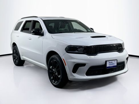 Used 2022 Dodge Durango GT image 3