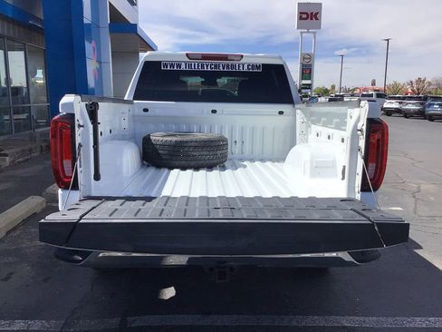 Used 2025 GMC Sierra 1500 SLT image 6