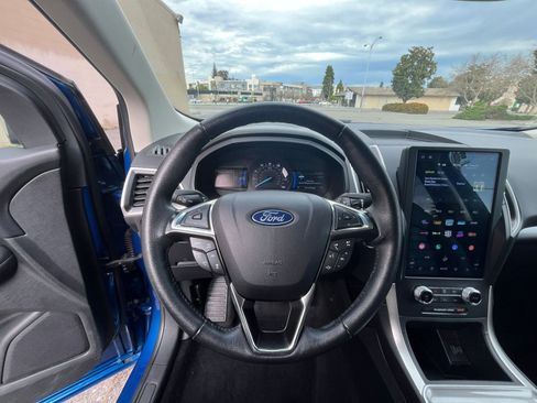 Used 2024 Ford Edge SEL AWD/4WD image 32