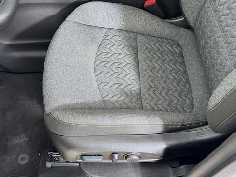 Used 2022 Chevrolet Equinox LT image 18