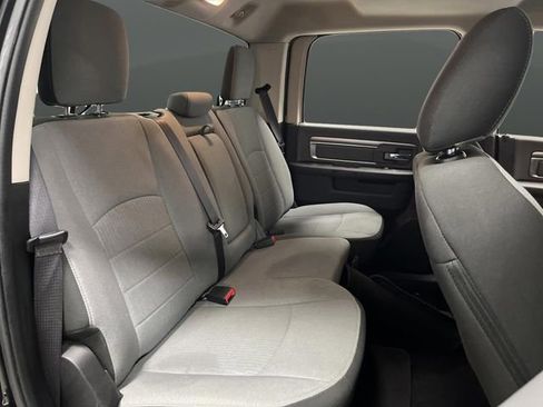 Used 2022 RAM 1500 Classic SLT image 27