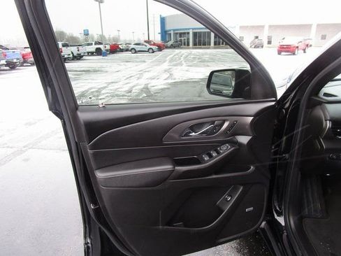 Certified 2023 Chevrolet Traverse Premier w/ Redline Edition image 27