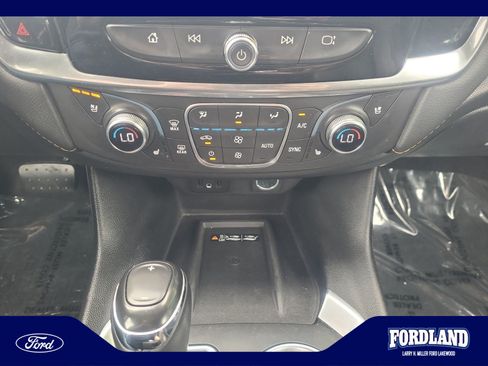 Used 2019 Chevrolet Traverse Premier w/ LPO, Floor Liner Package AWD/4WD image 31