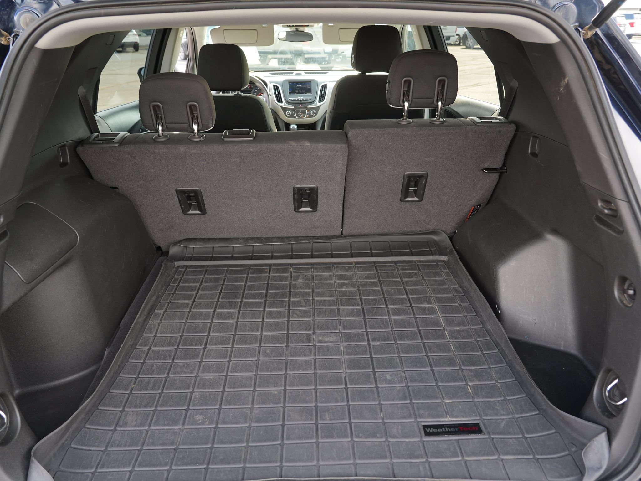 Used 2020 Chevrolet Equinox LS AWD/4WD image 27