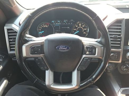 Used 2018 Ford F150 Platinum w/ Equipment Group 701A Luxury AWD/4WD image 37