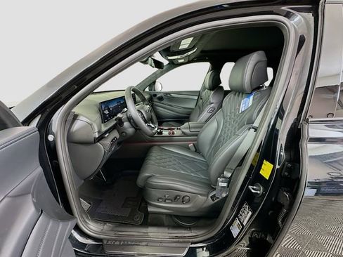 New 2026 Genesis GV80 3.5T e-SC image 16