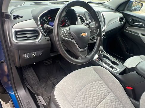 Used 2022 Chevrolet Equinox LT image 24
