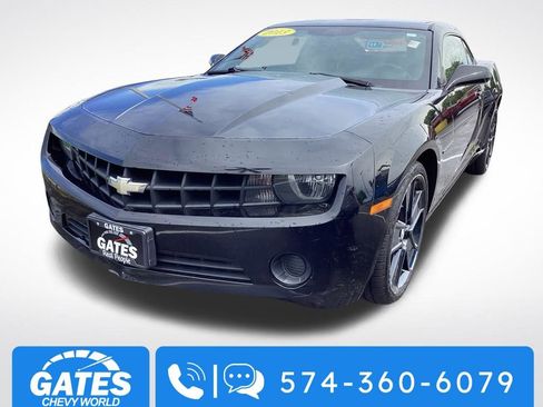 Used 2013 Chevrolet Camaro LS RWD image 5