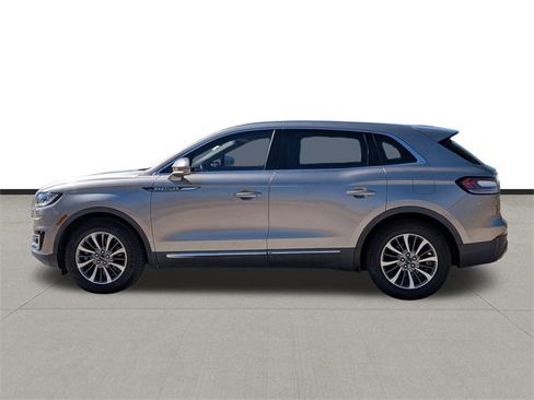 Used 2019 Lincoln Nautilus Select image 8