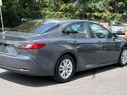 Used 2025 Toyota Camry LE FWD image 4