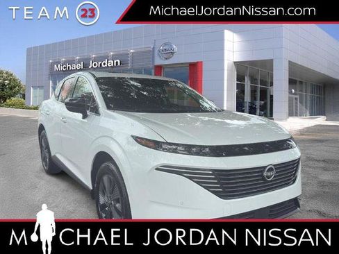 Certified 2025 Nissan Murano SL AWD/4WD image 1