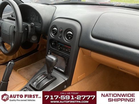 Used 1996 MAZDA MX-5 Miata RWD image 9