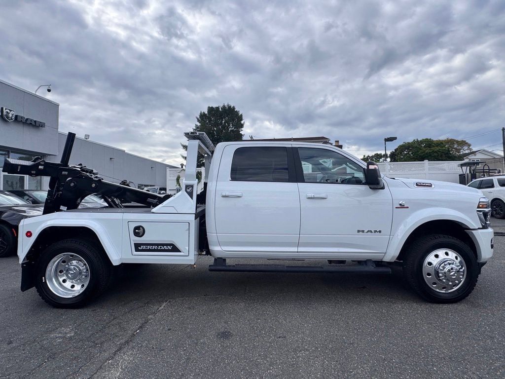 Used 2025 RAM 5500 4x4 Crew Cab w/ Laramie Trim Package image 1