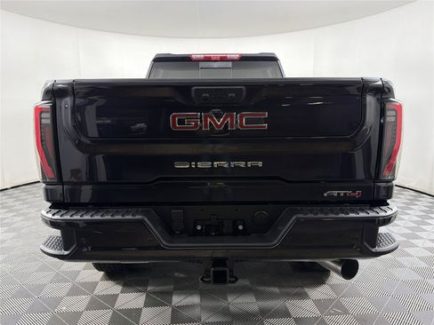 New 2026 GMC Sierra 2500 AT4 w/ AT4 Premium Plus Package AWD/4WD image 5