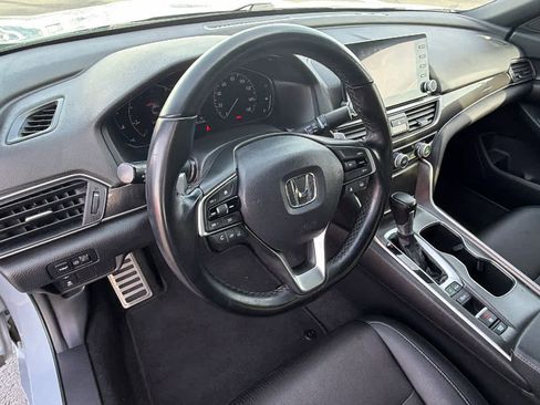 Used 2022 Honda Accord Sport image 10