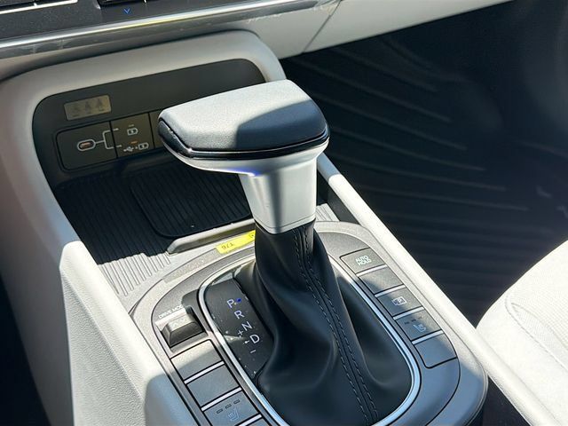 New 2026 Hyundai Kona SEL Sport FWD image 16