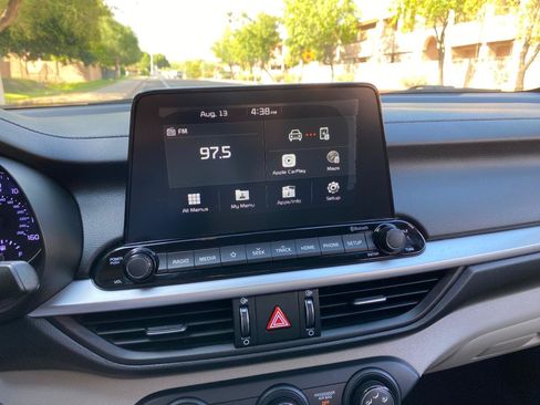 Used 2020 Kia Forte LXS FWD image 62