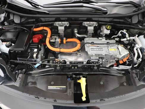 Used 2024 Nissan Ariya AWD image 27