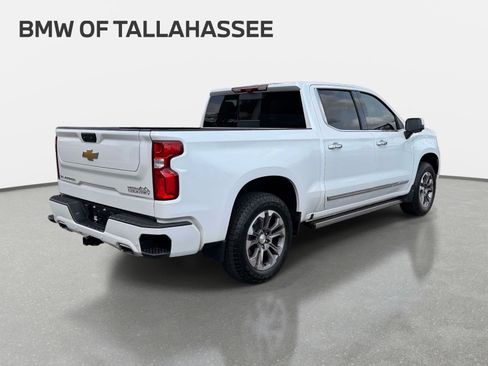 Used 2025 Chevrolet Silverado 1500 High Country w/ Technology Package AWD/4WD image 6