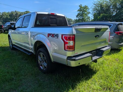 Used 2019 Ford F150 XLT w/ Equipment Group 302A Luxury AWD/4WD image 4