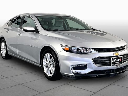 Used 2016 Chevrolet Malibu LT FWD image 3