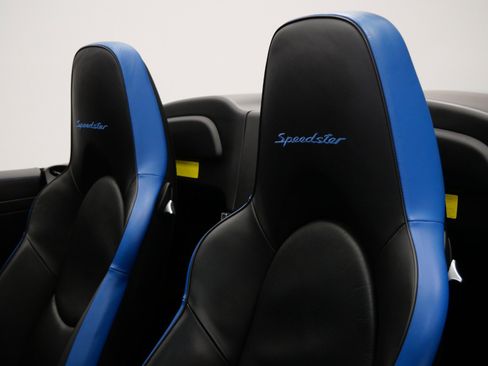 Used 2011 Porsche 911 Speedster image 38