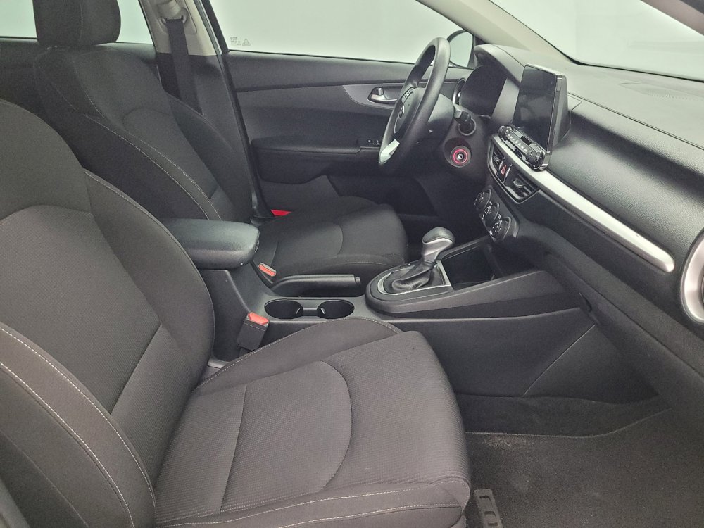 Used 2021 Kia Forte LXS FWD image 21