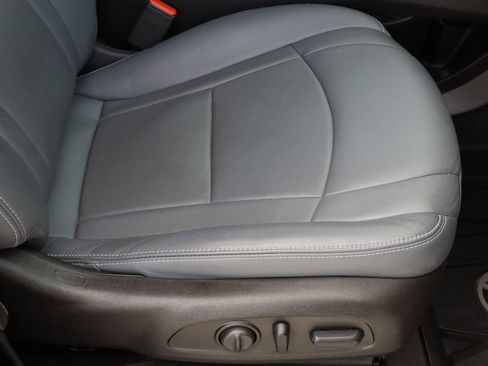 Used 2019 Buick Enclave Essence w/ Trailering Package, 5000 lbs. image 31