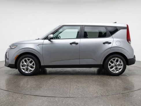 Used 2025 Kia Soul LX w/ LX Technology Package FWD image 5