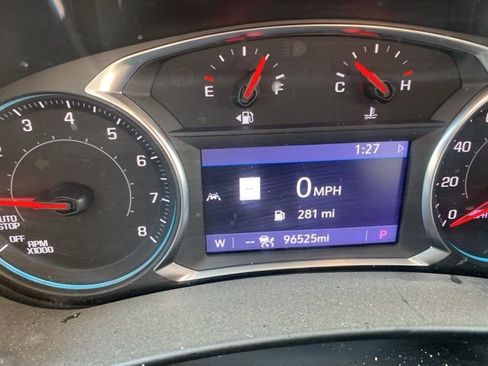 Used 2022 Chevrolet Equinox LT image 8