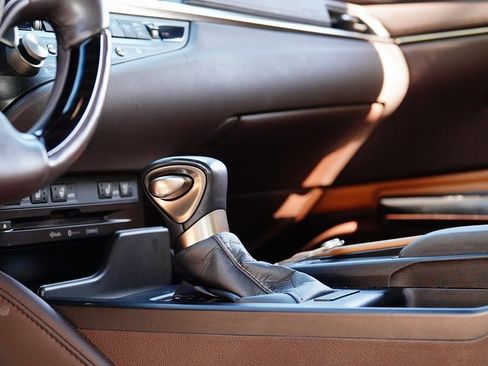 Used 2021 Lexus ES 350 w/ Premium Package image 13