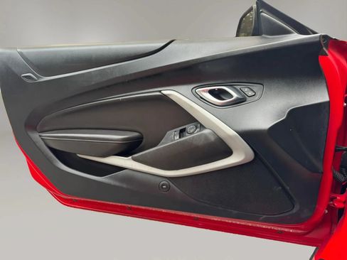 Used 2022 Chevrolet Camaro LS RWD image 10