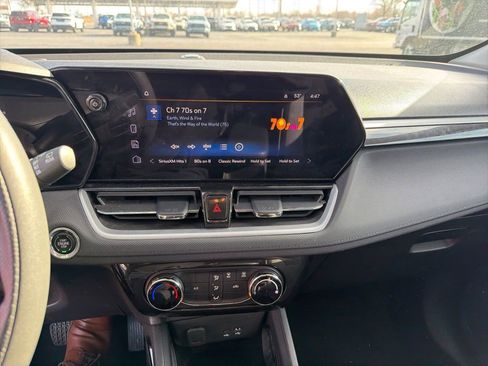 Used 2025 Chevrolet TrailBlazer LT image 10