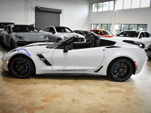 Used 2018 Chevrolet Corvette Grand Sport w/ Carbon 65 Edition RWD image 8