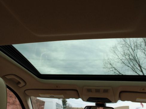 Used 2011 BMW 535i xDrive Sedan image 20