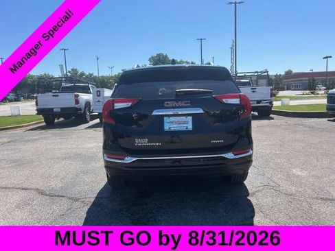 Used 2023 GMC Terrain Denali AWD/4WD image 4