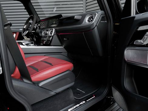 Used 2023 Mercedes-Benz G 63 AMG 4MATIC image 36