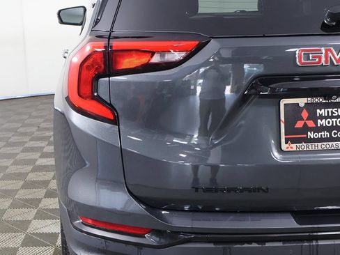 Used 2019 GMC Terrain SLT w/ Black Edition AWD/4WD image 13