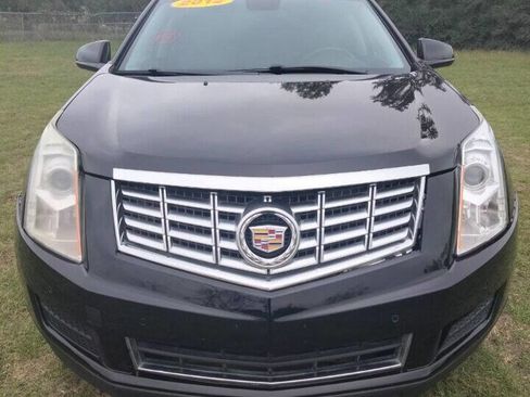 Used 2012 Cadillac SRX Luxury image 2