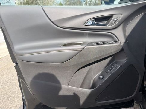 Certified 2024 Chevrolet Equinox Premier image 23