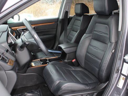 Used 2021 Honda CR-V Touring image 17