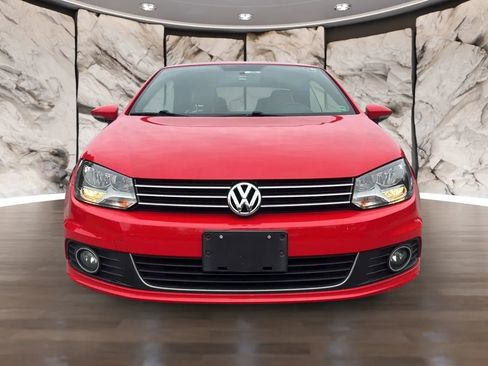 Used 2016 Volkswagen Eos Komfort image 2