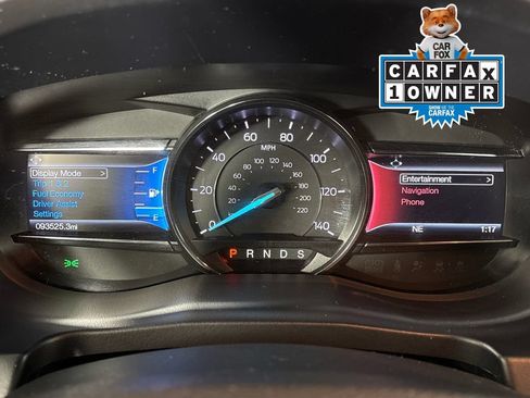 Used 2016 Ford Explorer XLT w/ Equipment Group 202A FWD image 21