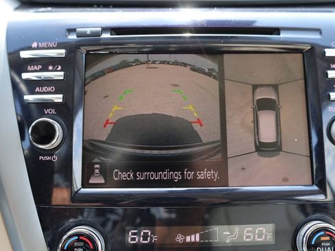 Used 2020 Nissan Murano SL w/ Moonroof Package AWD/4WD image 23