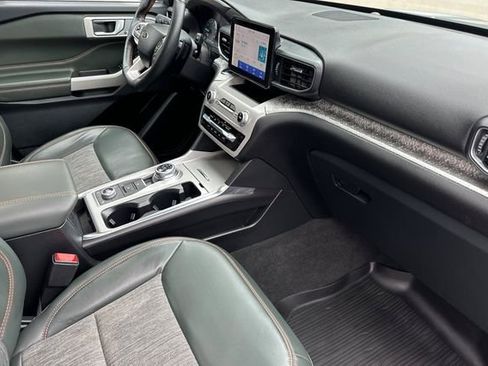Used 2024 Ford Explorer Timberline w/ Timberline Technology Package AWD/4WD image 15