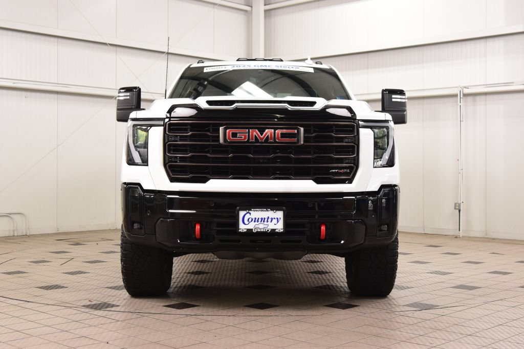 Used 2025 GMC Sierra 2500 AT4X AWD/4WD image 2