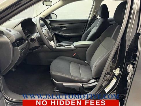 Used 2024 Nissan Sentra SV FWD image 12